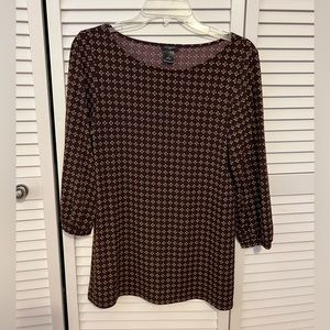 Ann Taylor factory tunic top. Size small. Burgundy